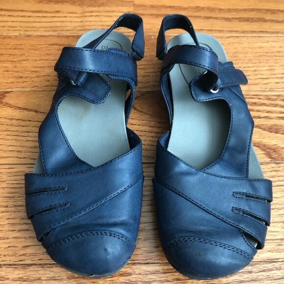 BARETRAPS Comfy Blue Back Strap Sandals Girl's Size 6 - Picture 4 of 10